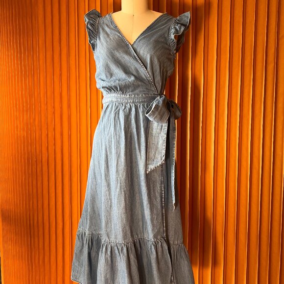 Lovely J.CREW Ruffle Denim Dress - Picture 1 of 2